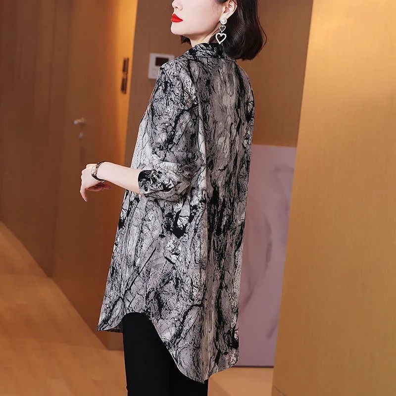 Vintage Printed Lapel Button O - Winter Clothing Vintage review and price